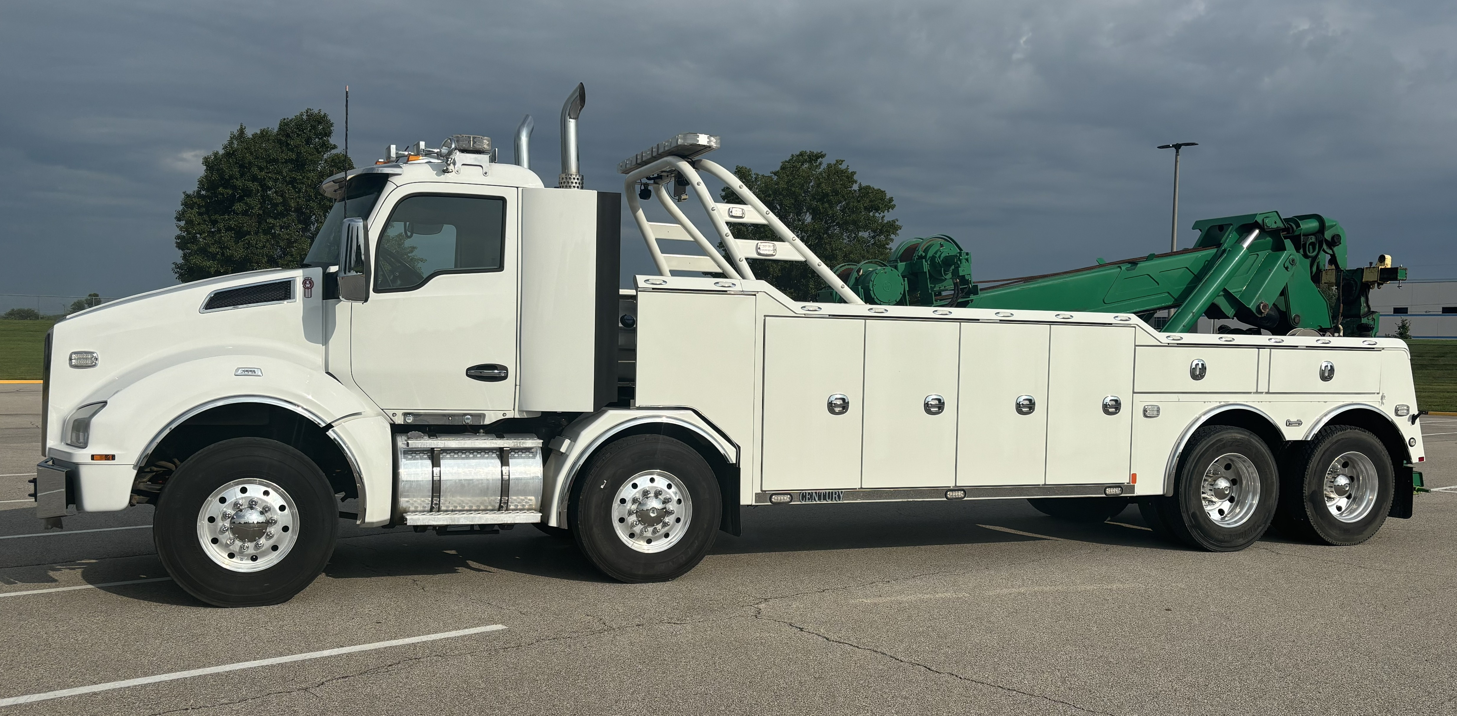 [2020 Kenworth T-880 White]
