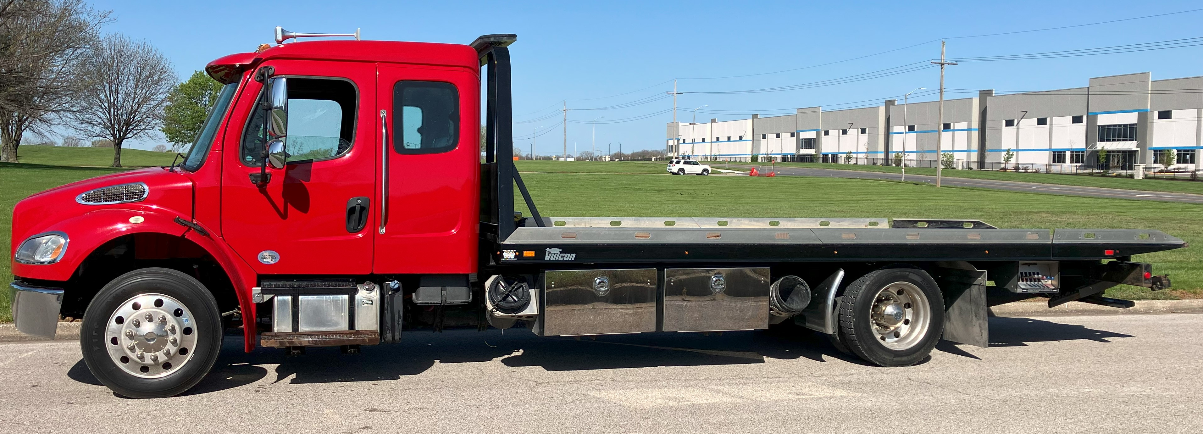 2020 Freightliner M2 Extended Cab Red