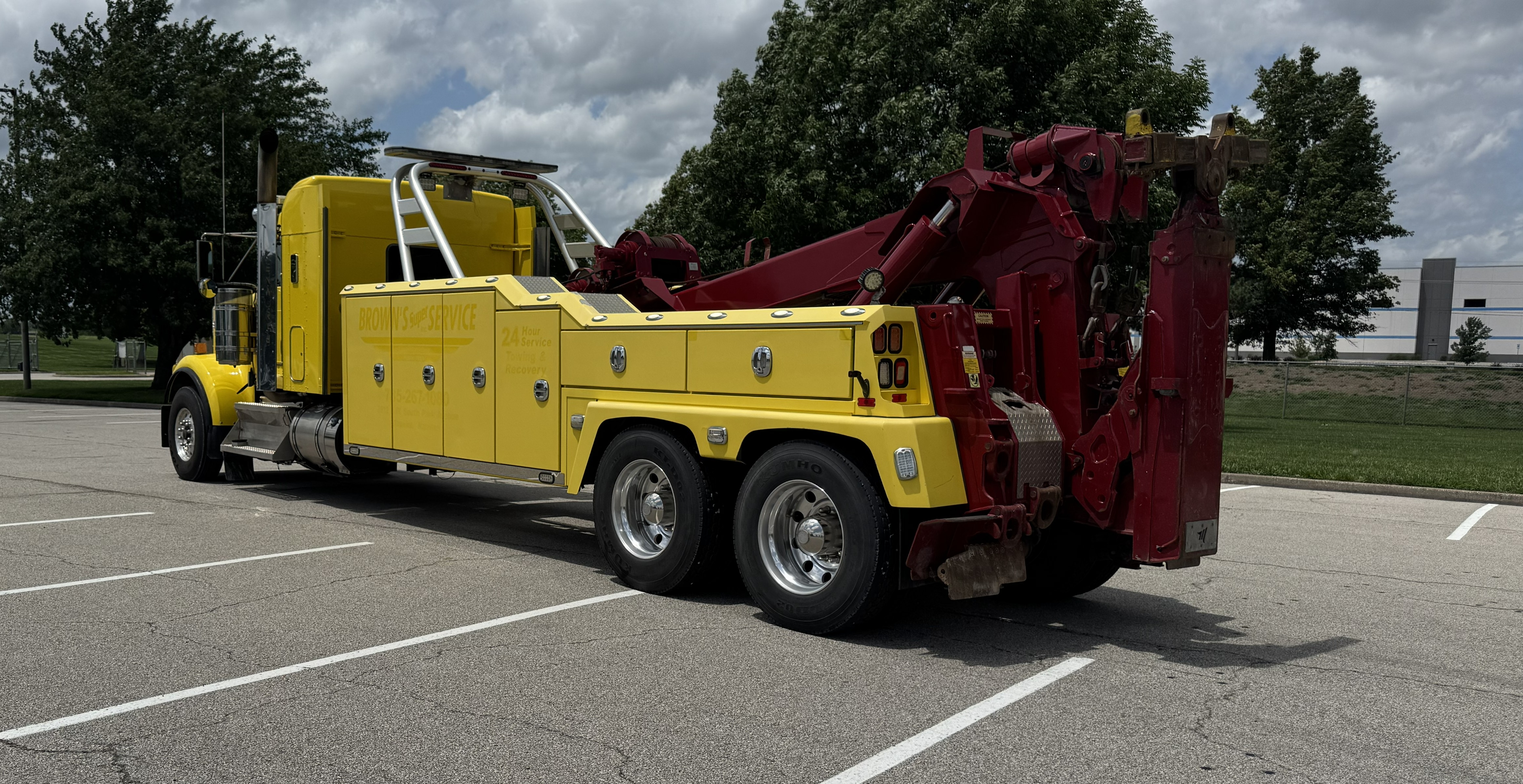 2019 Kenworth W900 Yellow
