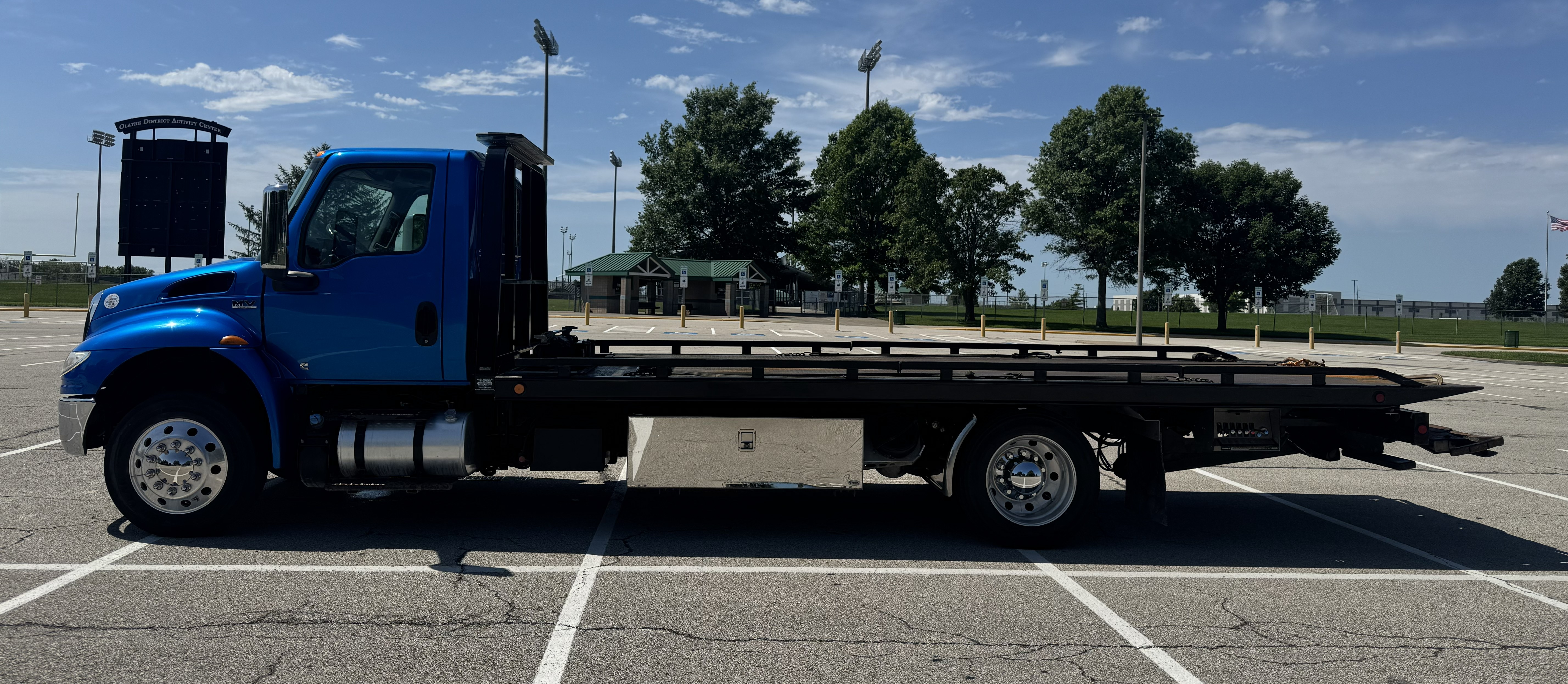2022 International MV Blue