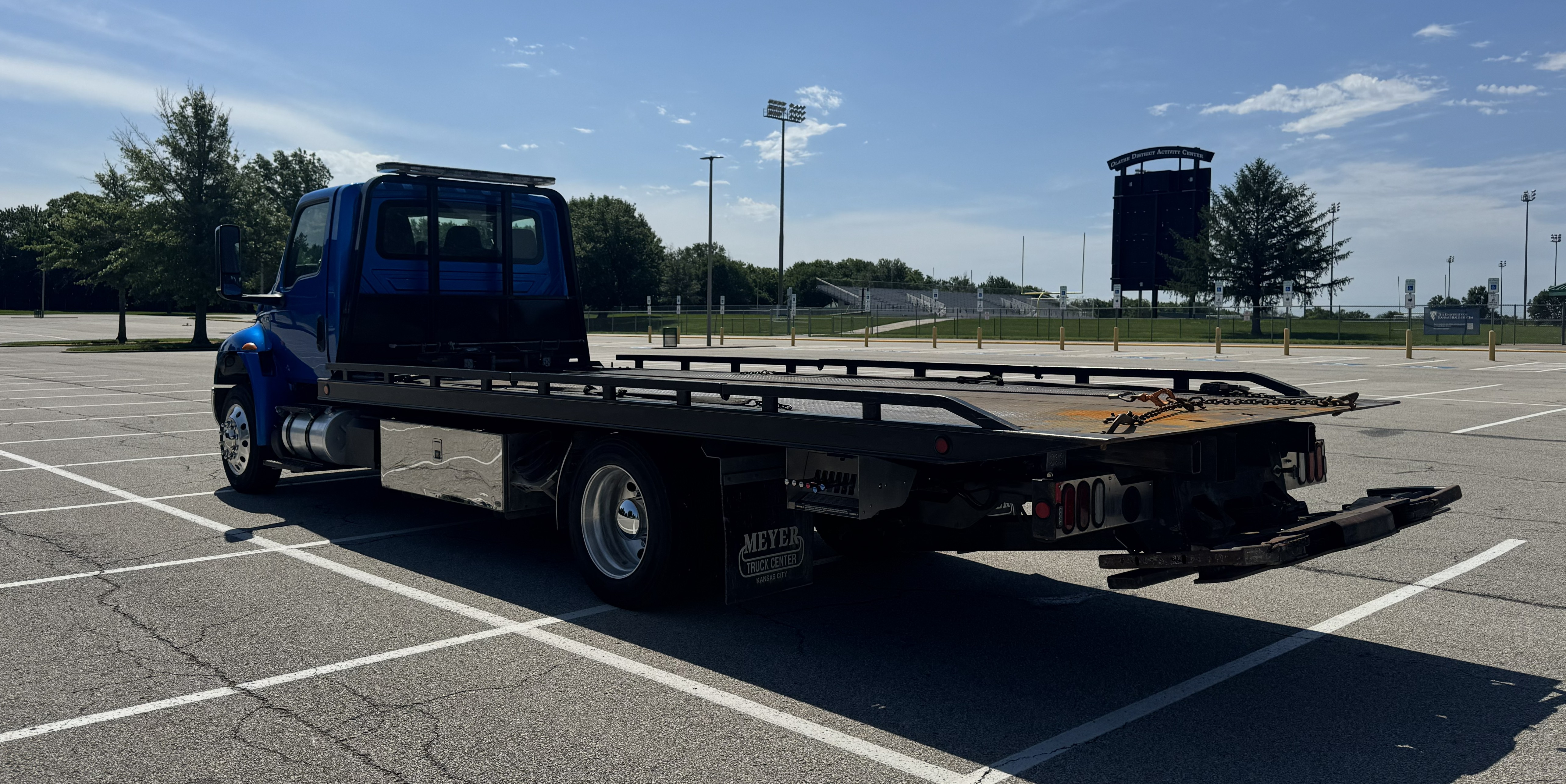 2022 International MV Blue
