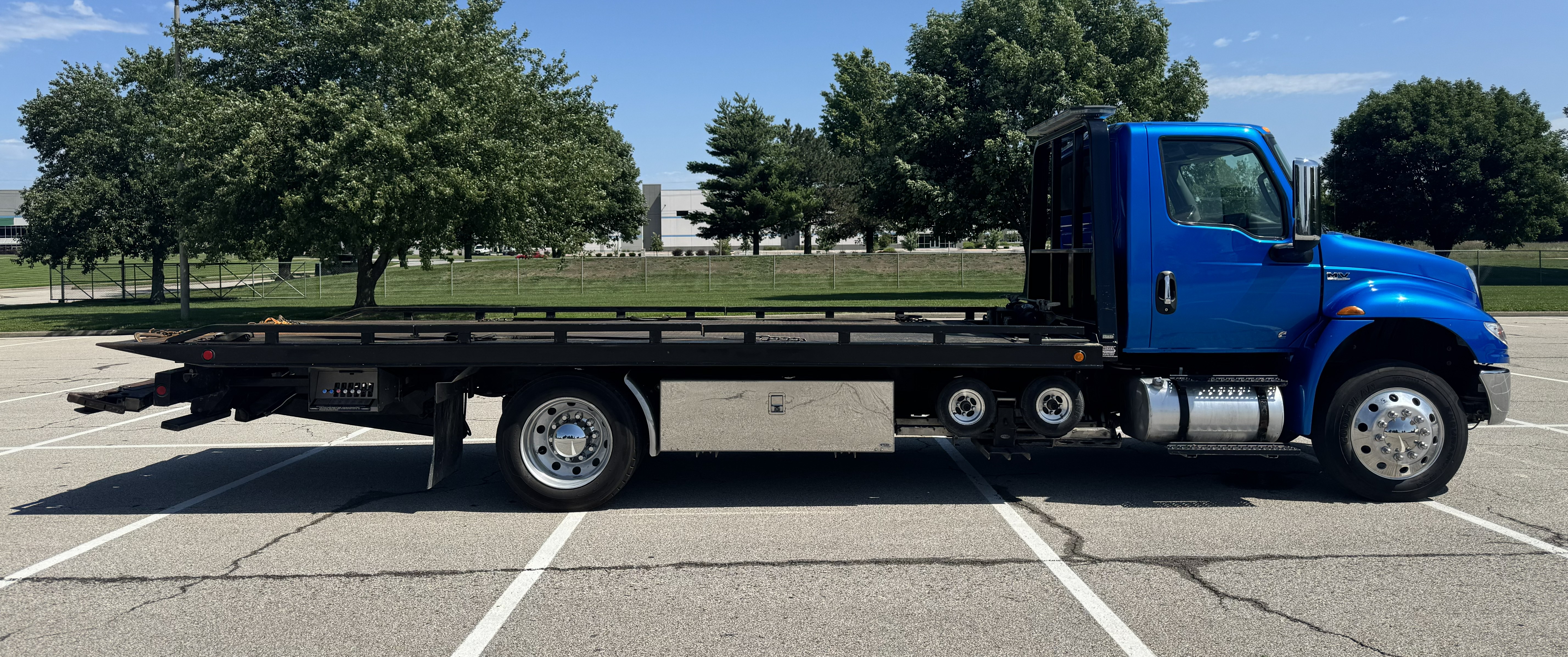 2022 International MV Blue