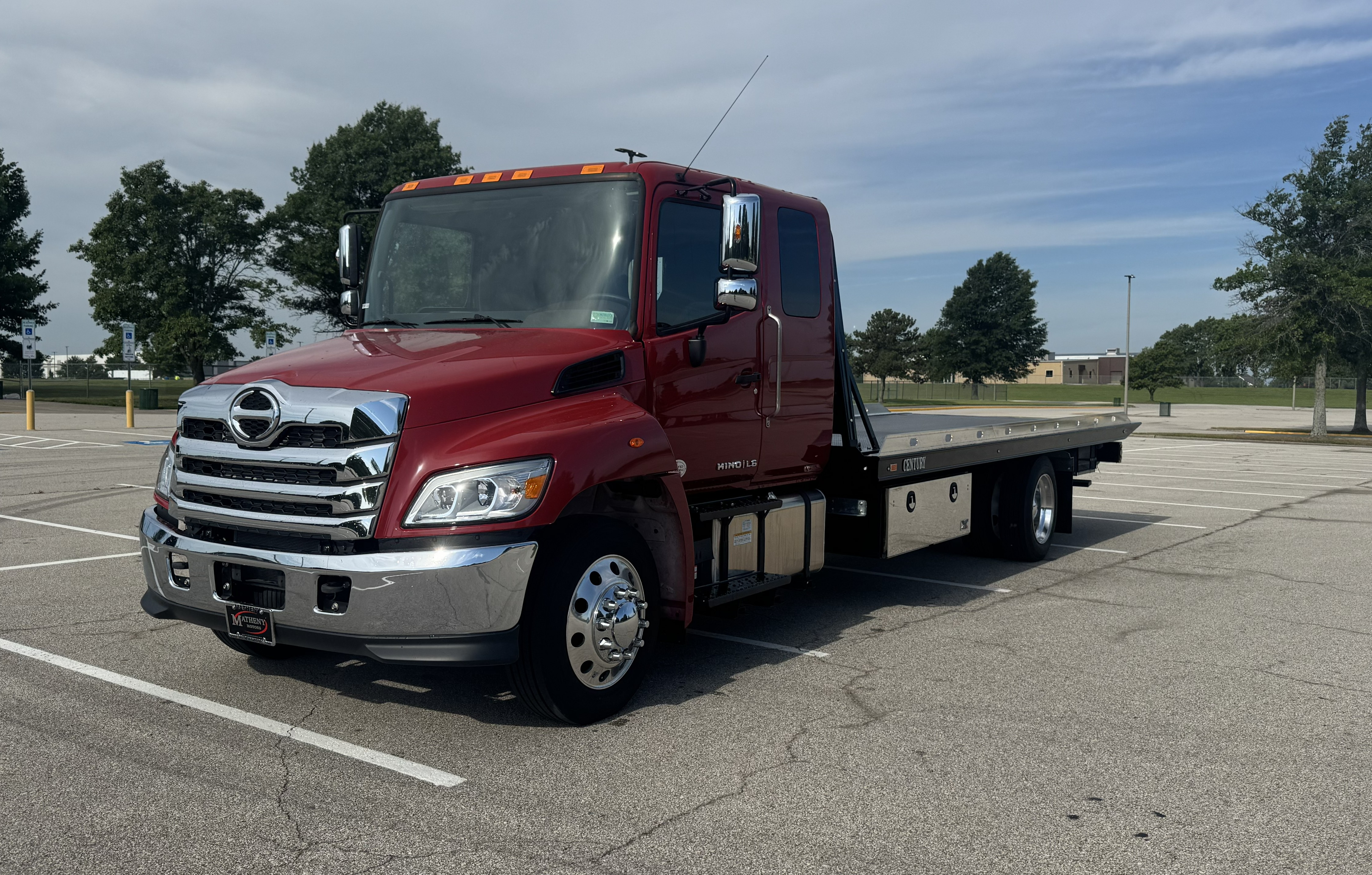 [2025 Hino L6 Red]