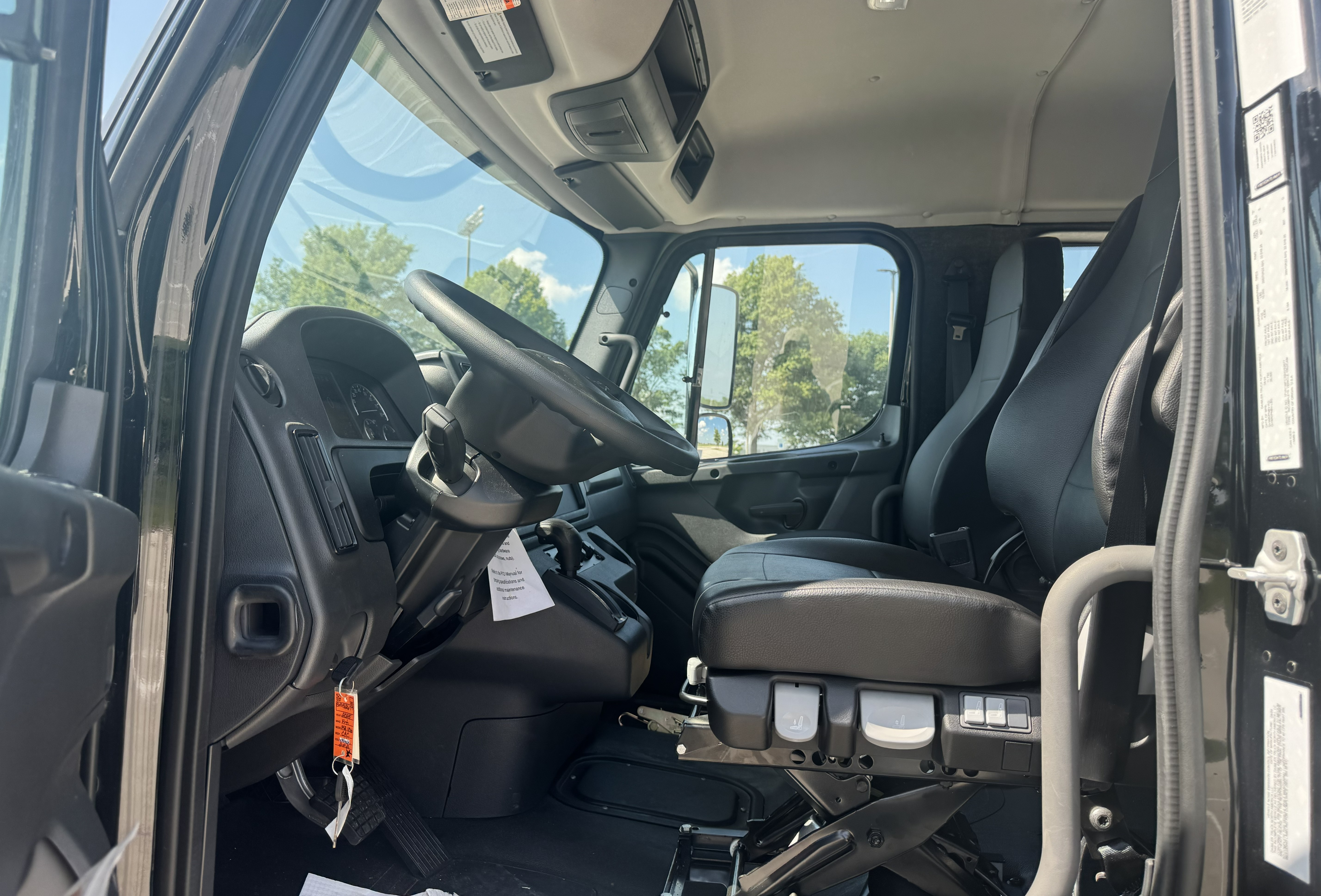 2025 Freightliner M2 Extended Cab Black